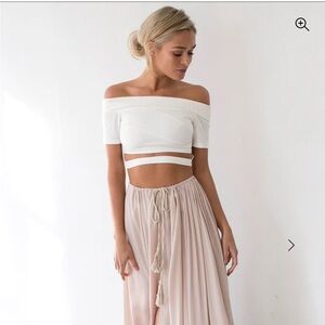 Hello Molly White Off the shoulders crop